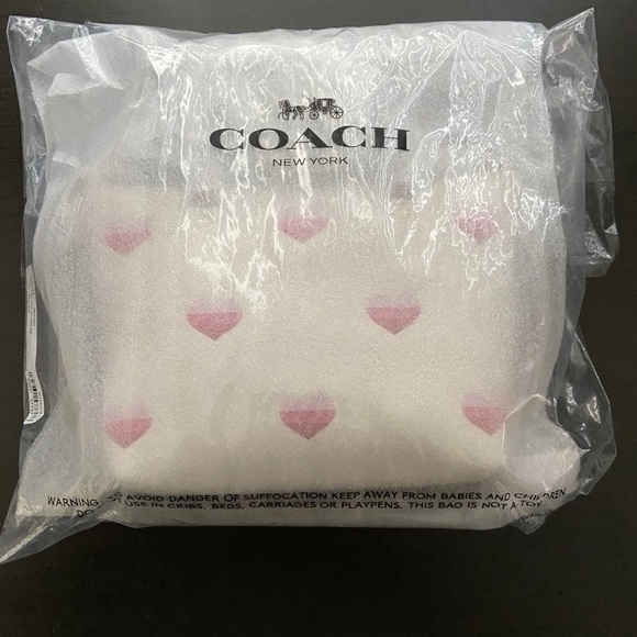 Coach Mini Gallery Crossbody With Stripe Heart Print - Picture 10 of 11